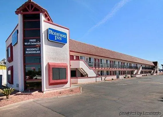 Hotel Rodeway / Near Asu