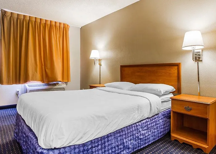 Hotel Rodeway / Near Asu Tempe