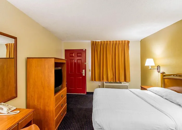 Hotel Rodeway / Near Asu Tempe